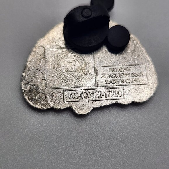 Disney Pin Trading Tsum Tsum Mystery Series 5 Dug Dog From Up 2017 Disney Parks - Picture 2 of 4